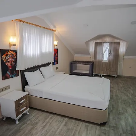 Fethiye Ölüdeniz'de Müstakil Havuzlu Doğa İçinde Villa A2 Ölüdeniz